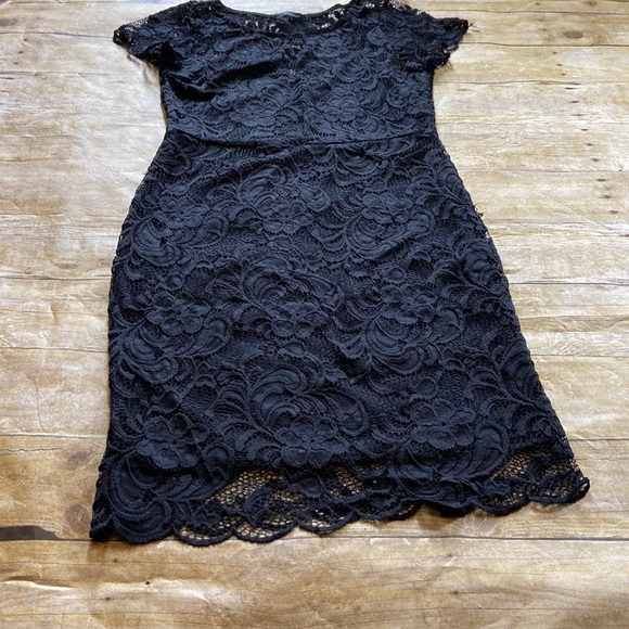 Little Black Lace Dress - Picture 3 of 5
